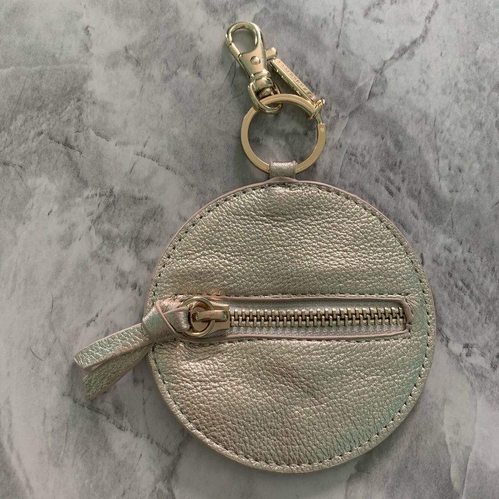 2/$14 SALE: Fabletics Ear Bud Key Ring Case